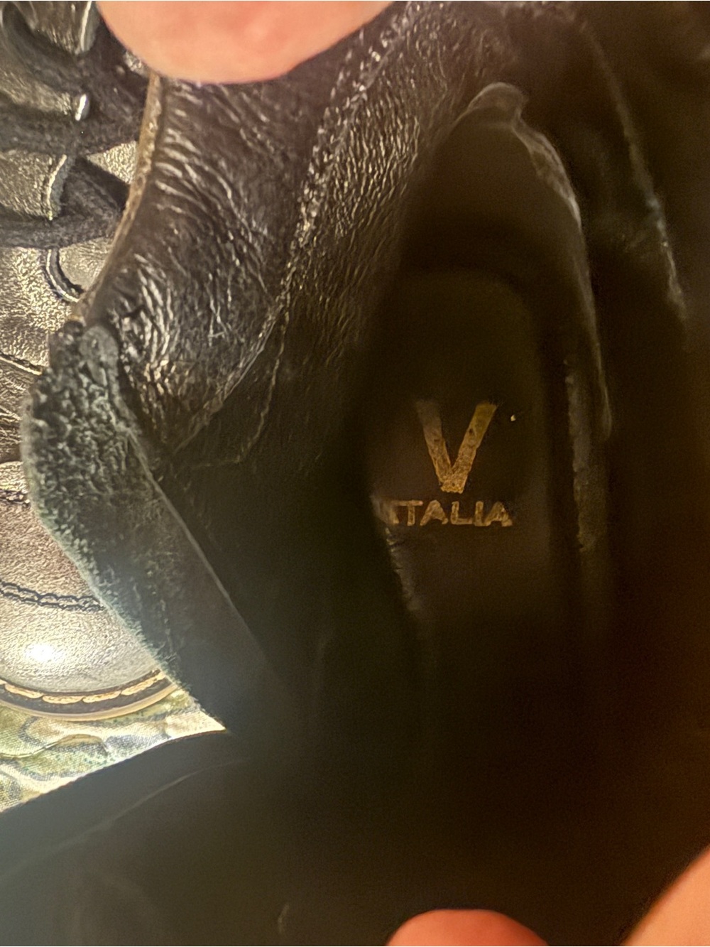 Women’s V Italia Gunmetal Pewter Black Leather Boots with Side Zipper Size 9/40 - Picture 6 of 8